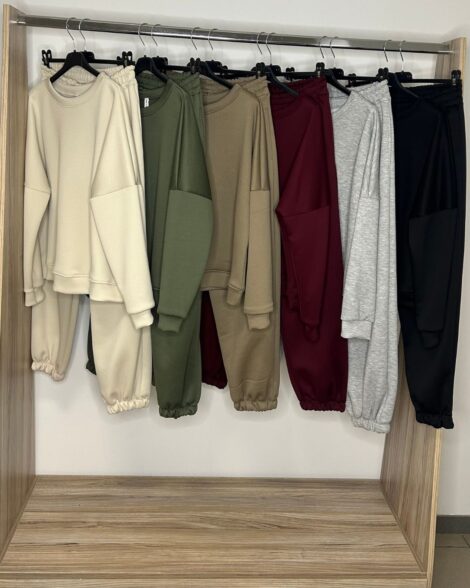 SPORTY ELEGANCE (σετ φόρμα)